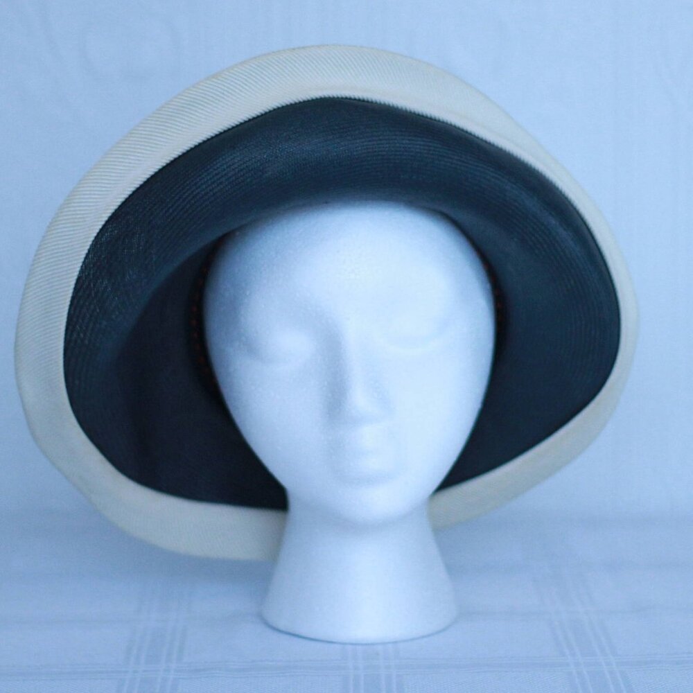 Mr John 60's navy and white straw hat